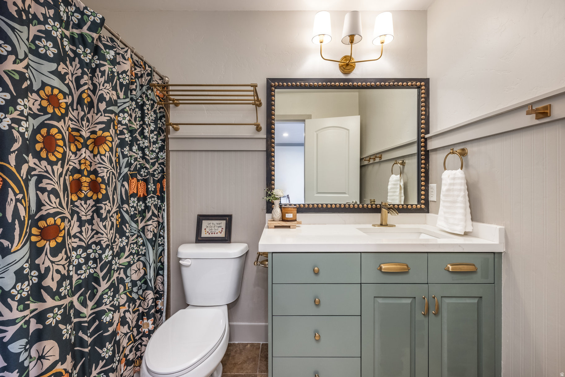 TWIN RIVERS ESTATES - Residential