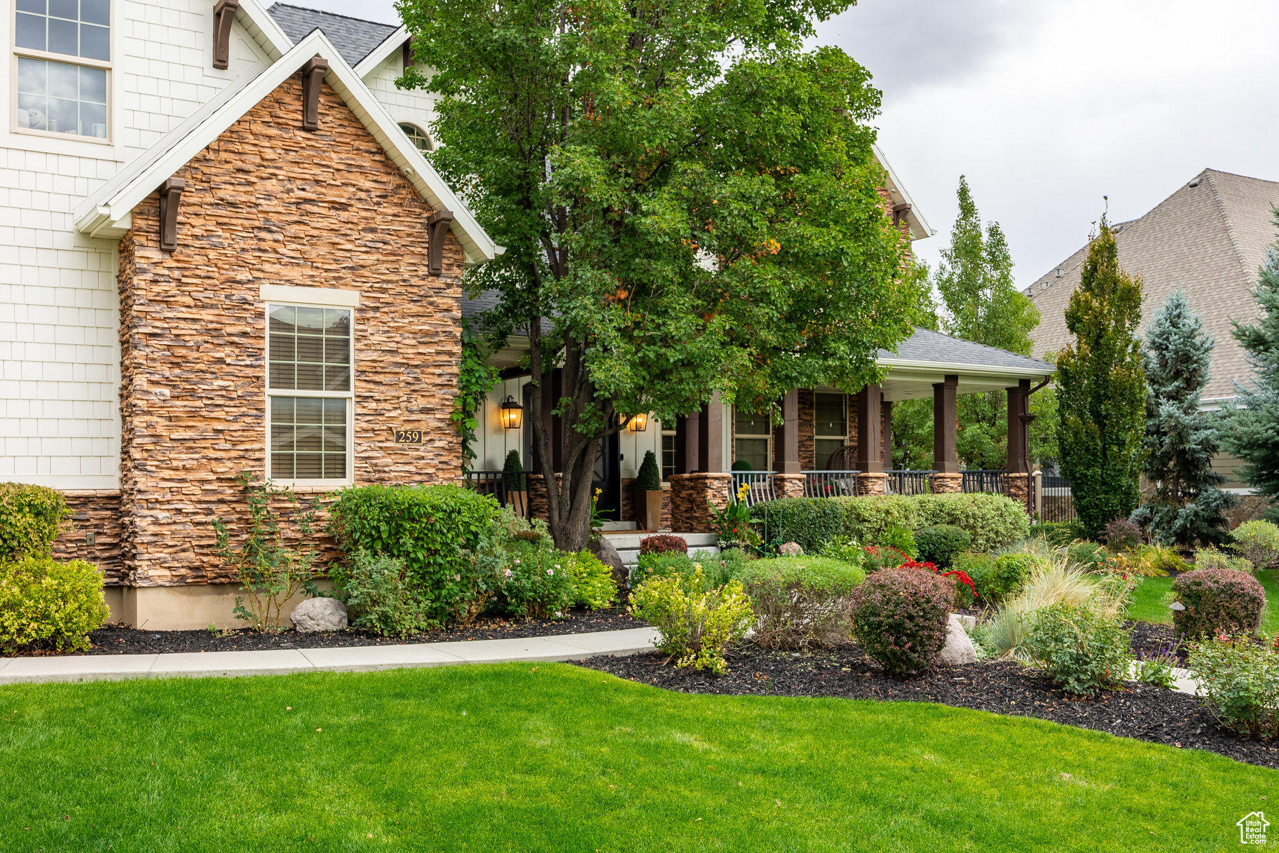 TWIN RIVERS ESTATES - Residential