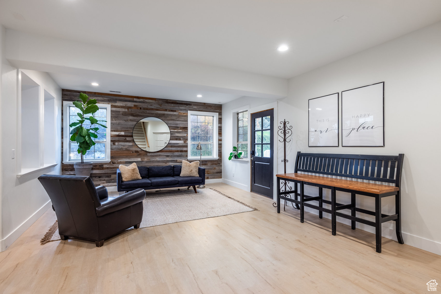 TWIN RIVERS ESTATES - Residential