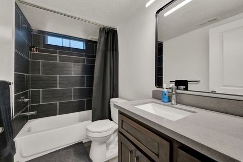 Tiny photo for 672 S 1920 W, Orem, UT 84059 (MLS # 2128816)