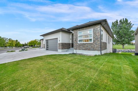Tiny photo for 672 S 1920 W, Orem, UT 84059 (MLS # 2128816)