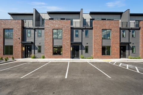 Photo of 2162 S LAKE ST #2, Salt Lake City, UT 84106 (MLS # 2181530)