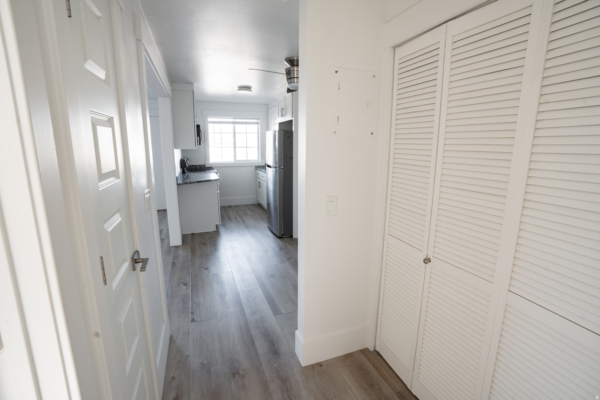 LINDENBROOK CONDOS - Residential