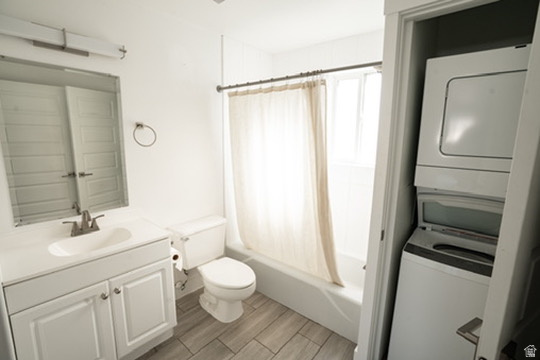 LINDENBROOK CONDOS - Residential