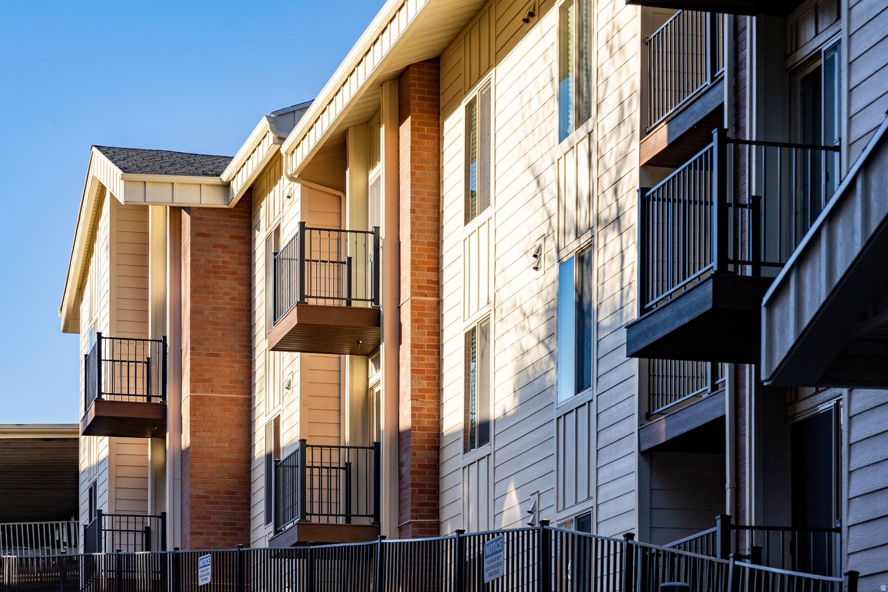 INCLINE TERRACE - Residential