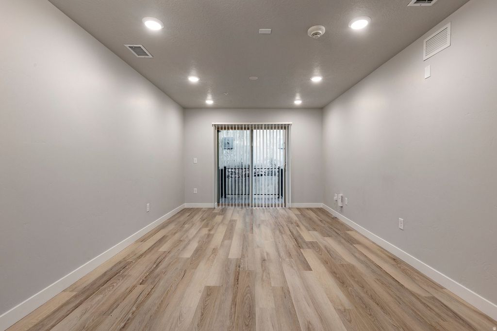 Photo of 1032 E 400 S #306 B, Salt Lake City, UT 84102 (MLS # 2143108)