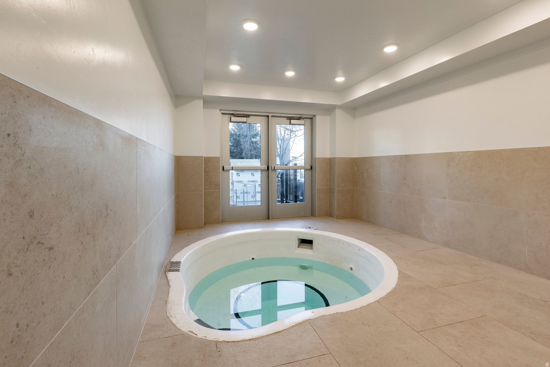 INCLINE TERRACE - Residential