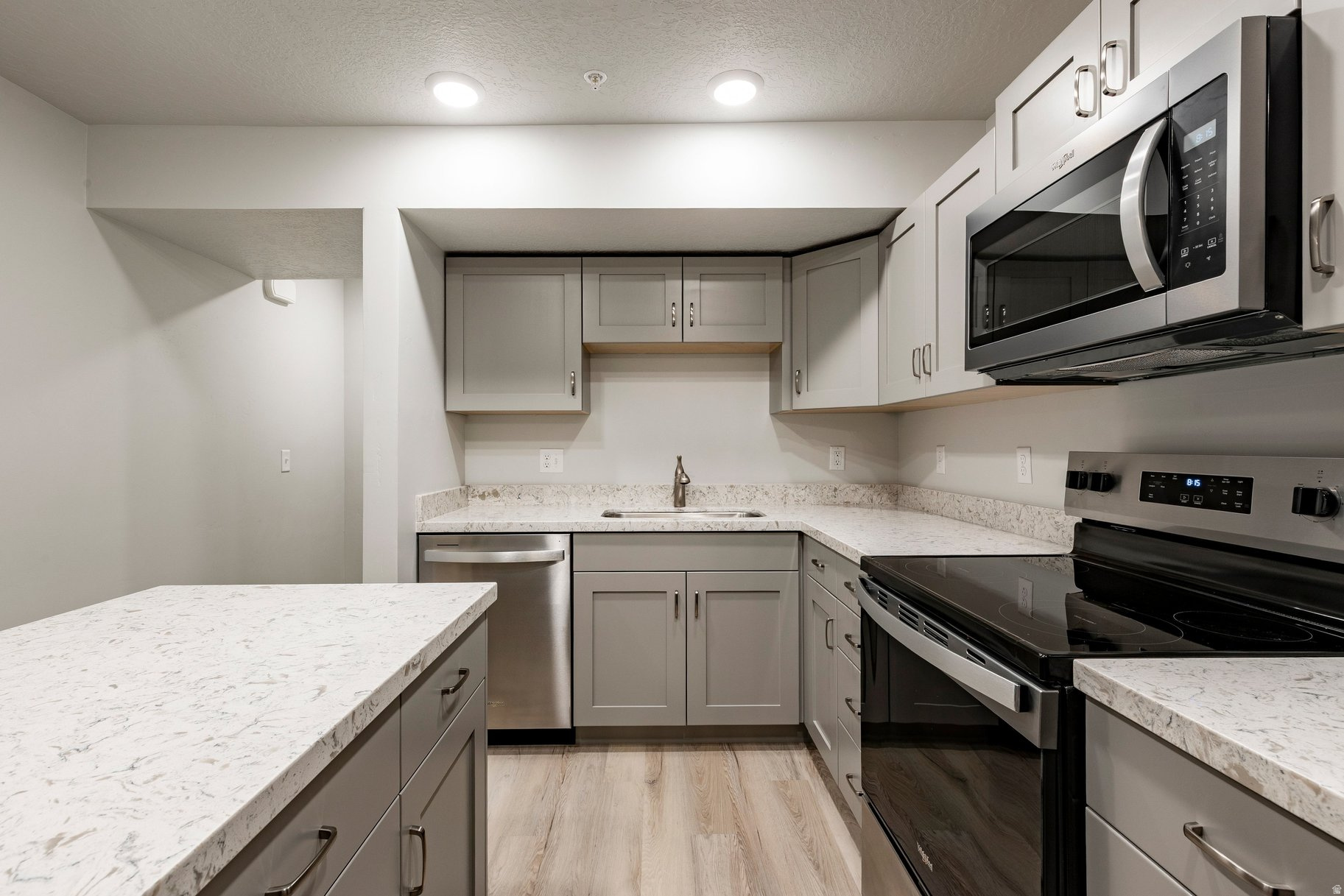 INCLINE TERRACE - Residential