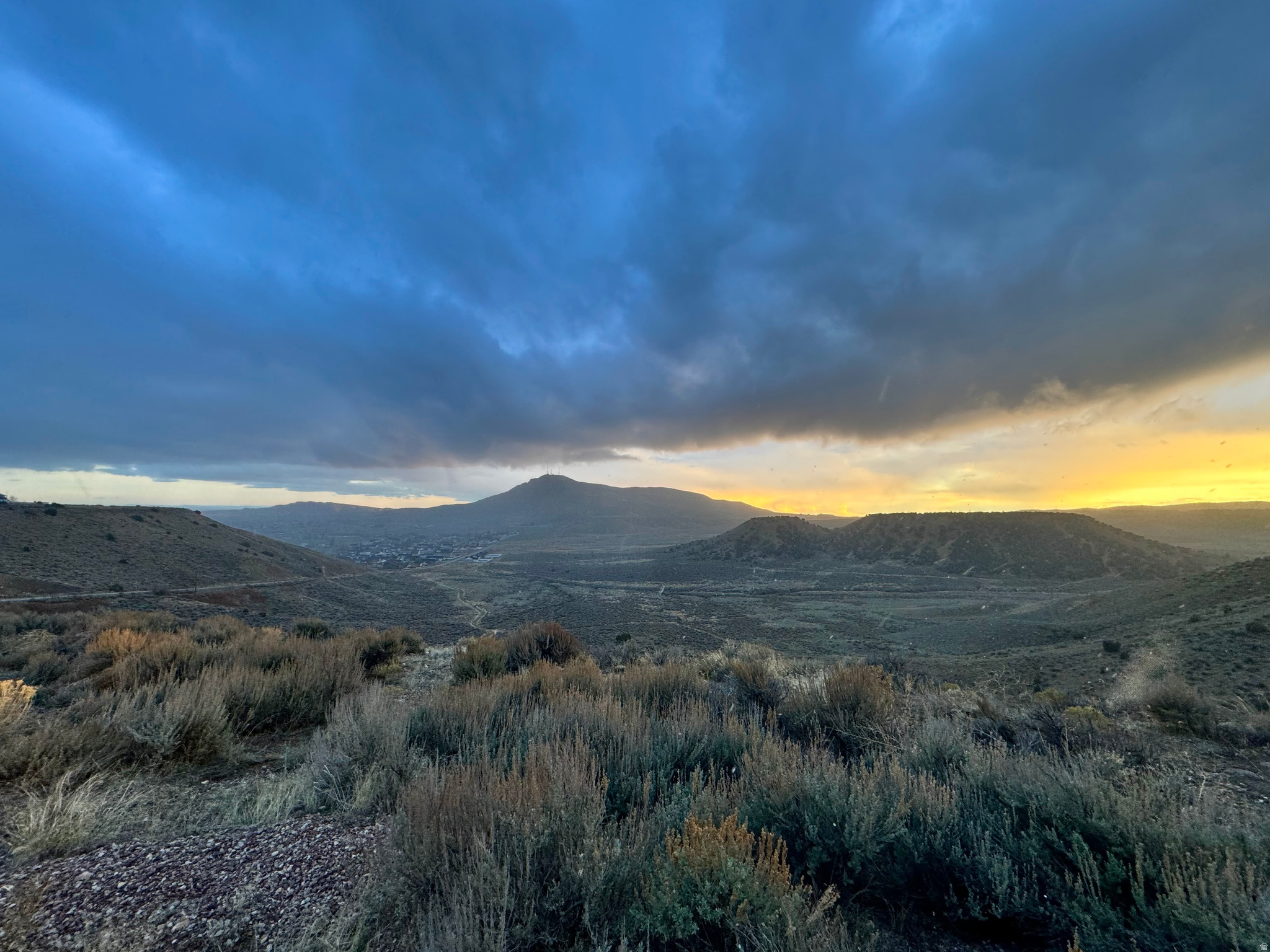 CEDAR RIDGE PUD PHAS - Residential