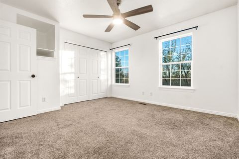 Tiny photo for 1039 S EASTGATE DR, Provo, UT 84606 (MLS # 2153834)