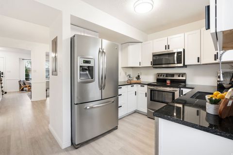 Tiny photo for 1039 S EASTGATE DR, Provo, UT 84606 (MLS # 2153834)