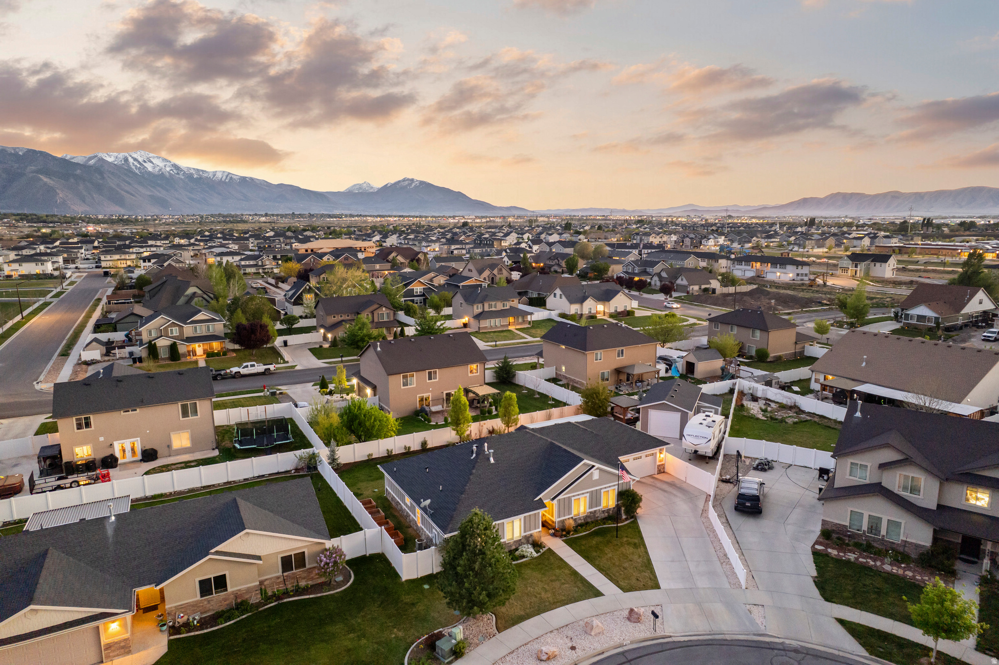 CRYSTAL SPRINGS - Residential