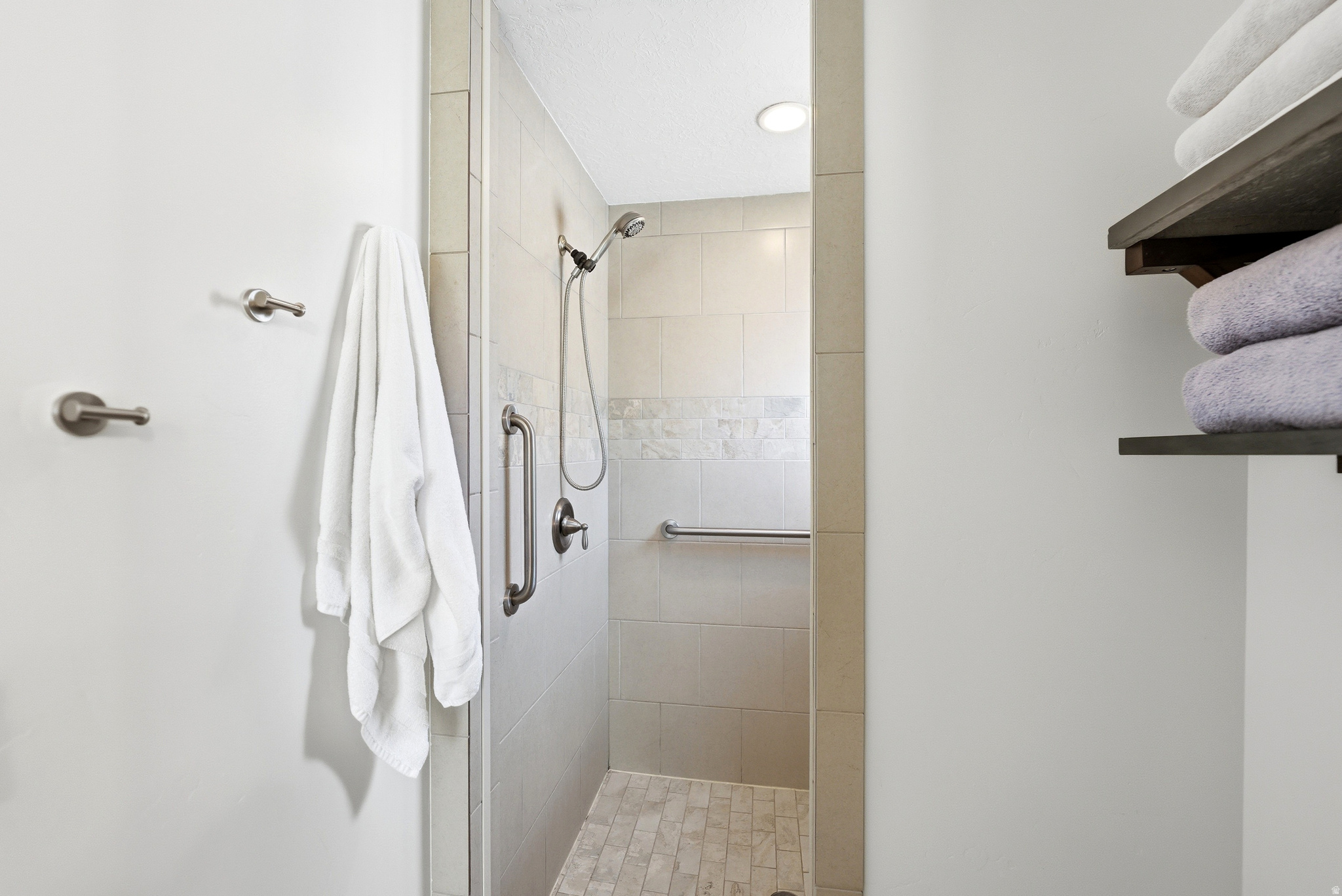 CRYSTAL SPRINGS - Residential