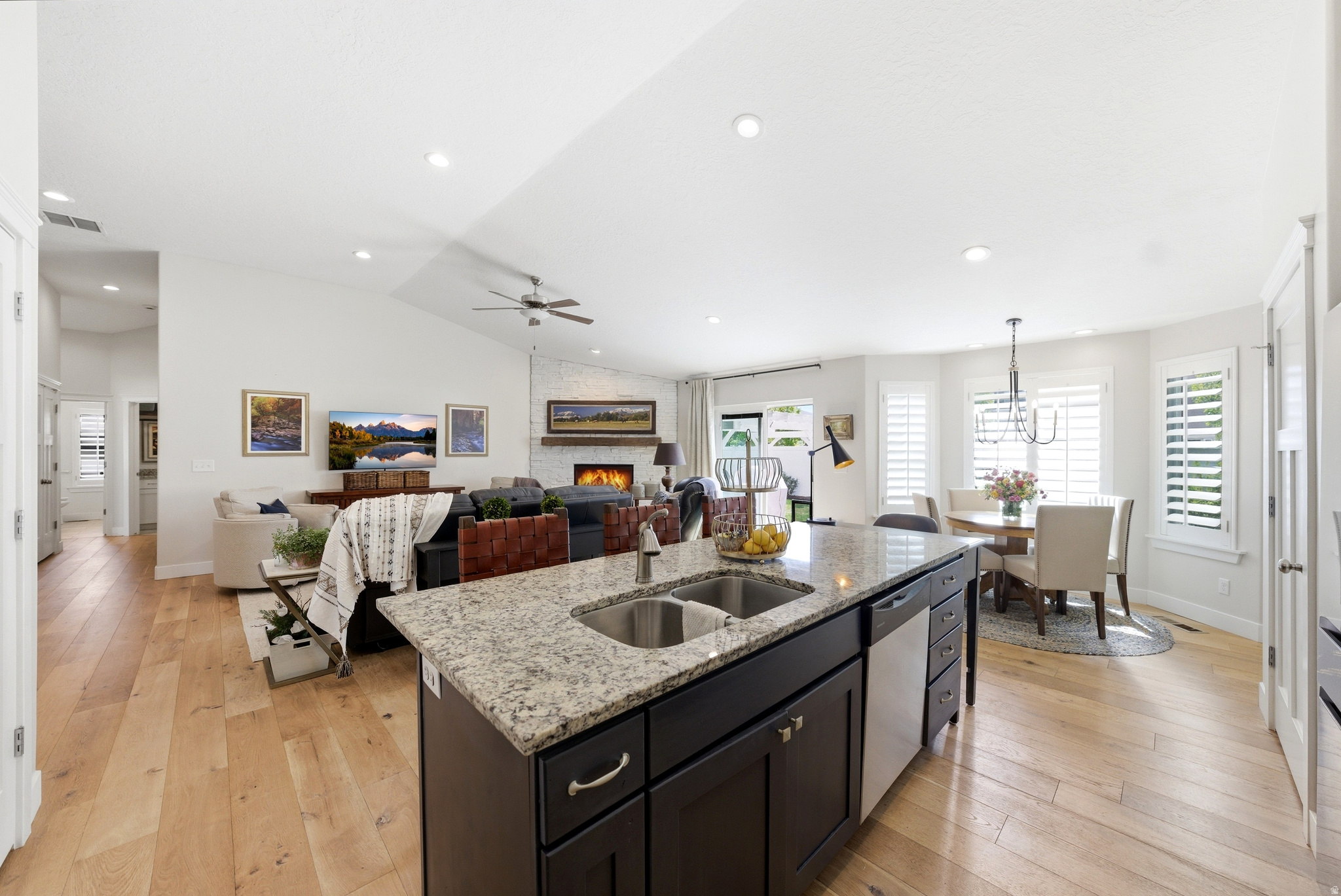 CRYSTAL SPRINGS - Residential