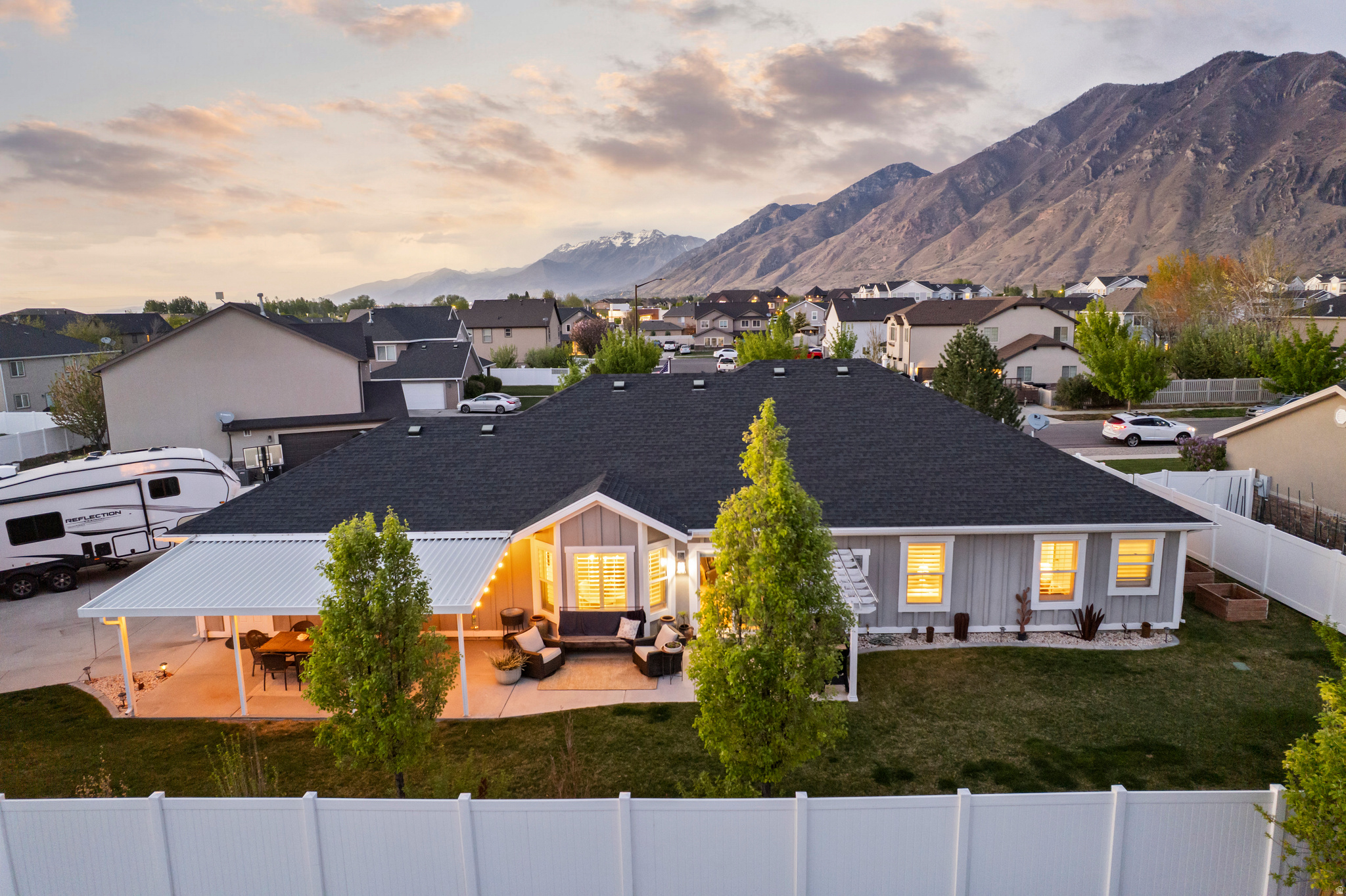 CRYSTAL SPRINGS - Residential