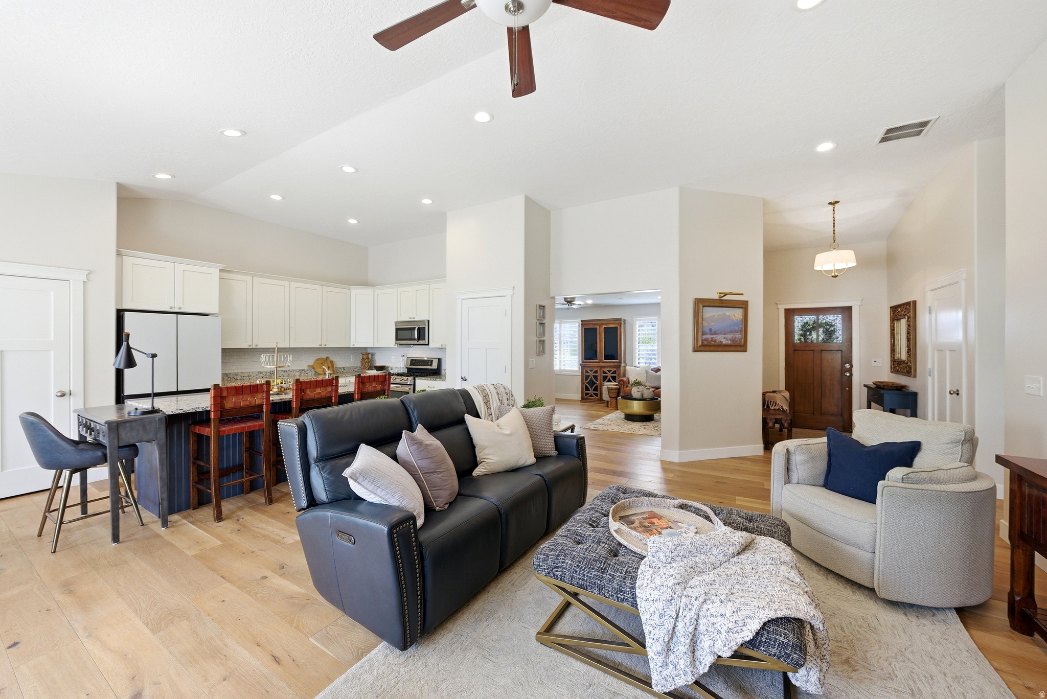 CRYSTAL SPRINGS - Residential