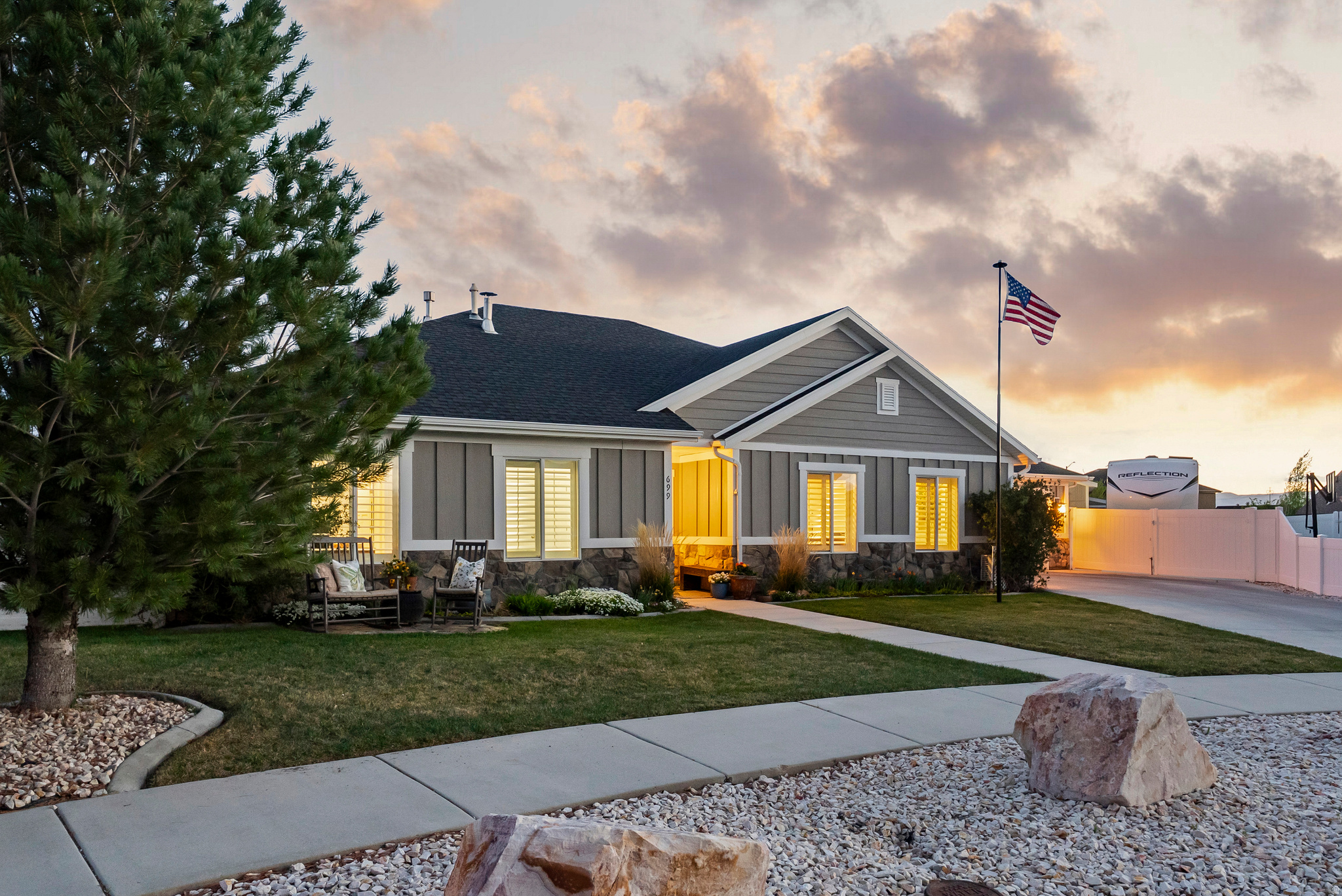 CRYSTAL SPRINGS - Residential