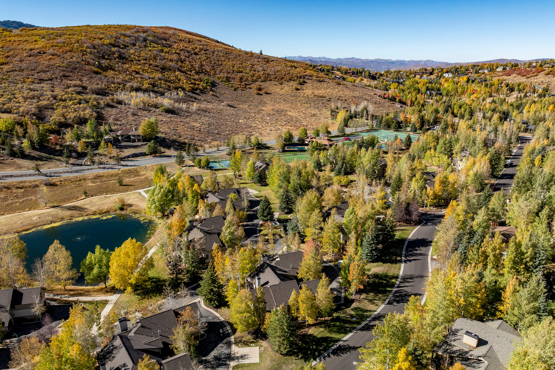 DEER LAKE VILLAGE - Residential