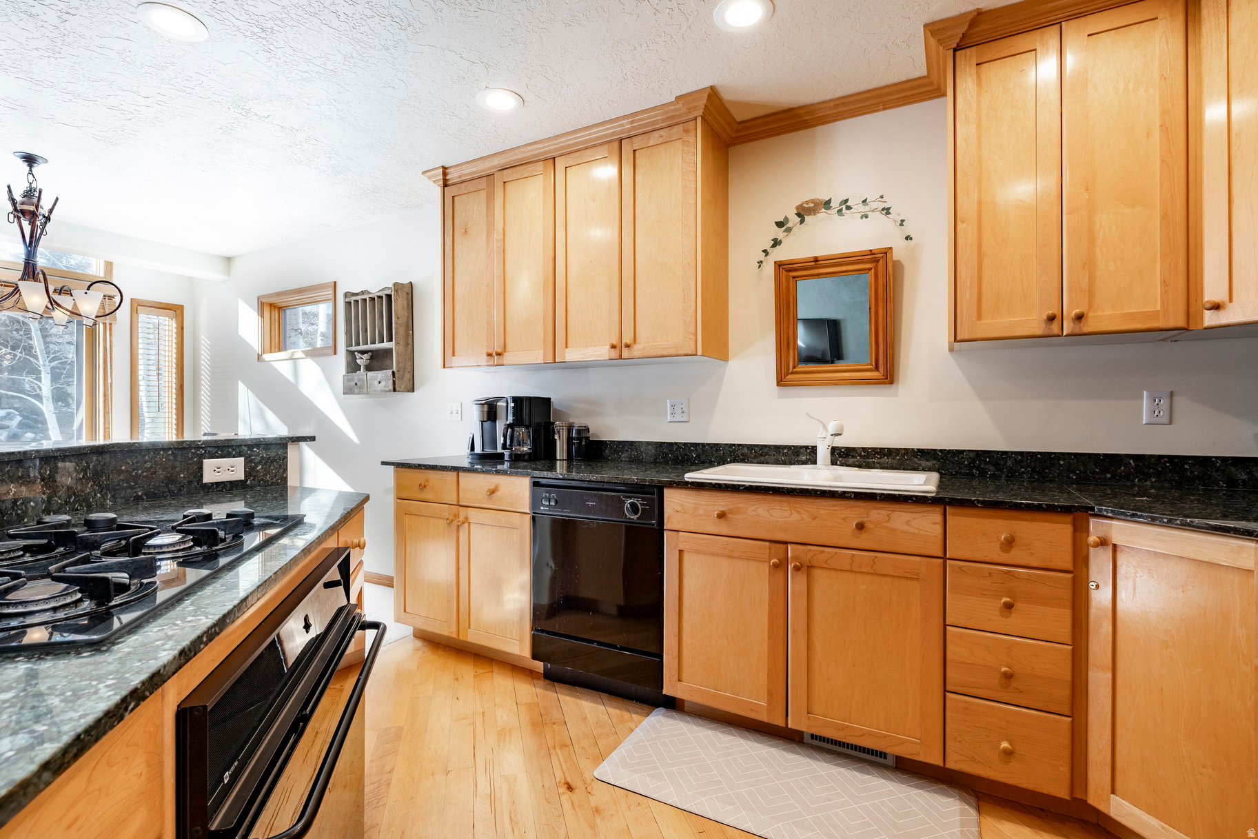 DEER LAKE VILLAGE - Residential