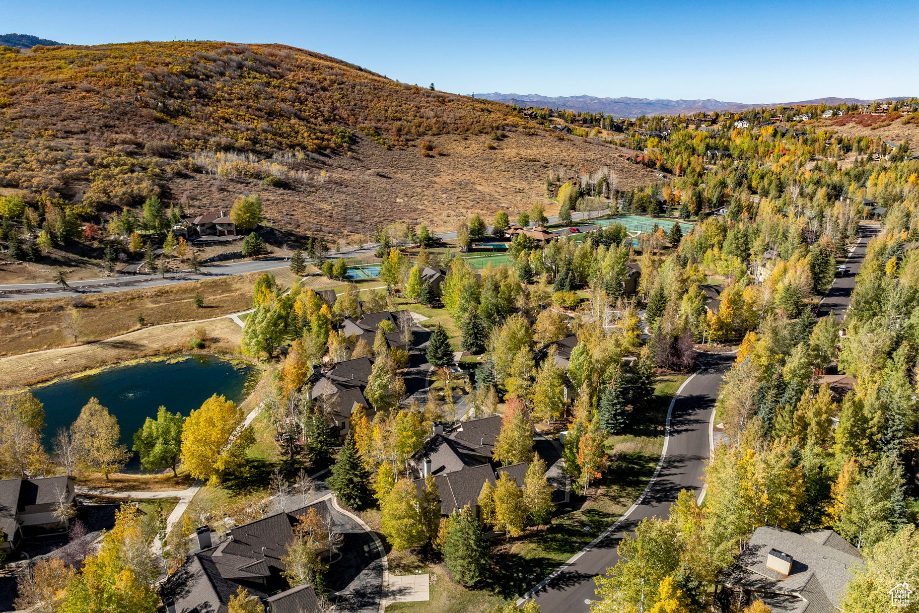 DEER LAKE VILLAGE - Residential