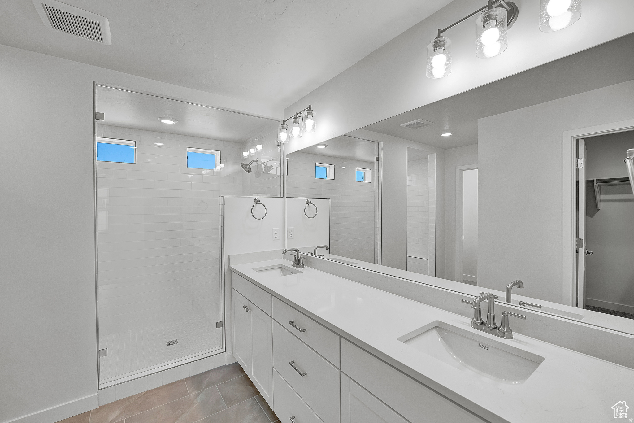 HERON HILLS - Residential