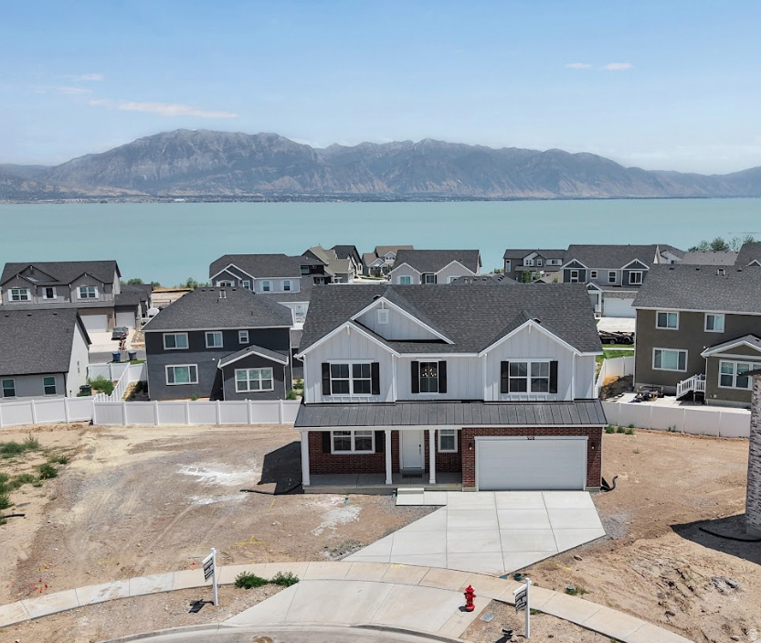 HERON HILLS - Residential