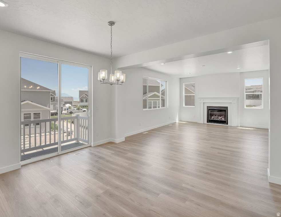 HERON HILLS - Residential