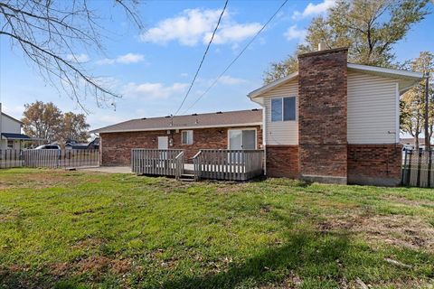 Tiny photo for 2416 N 4275 W, Plain City, UT 84404 (MLS # 2122447)