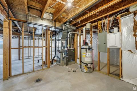 Tiny photo for 2413 N EURASIAN CRANE RD, Clinton, UT 84015 (MLS # 2111231)