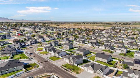 Tiny photo for 2413 N EURASIAN CRANE RD, Clinton, UT 84015 (MLS # 2111231)