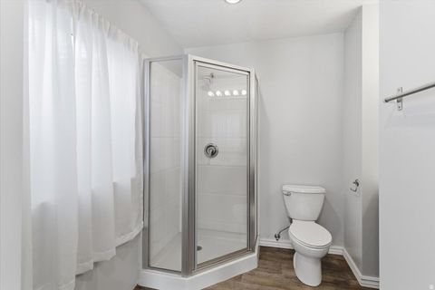 Tiny photo for 2204 E 3225 N, Layton, UT 84040 (MLS # 2154021)