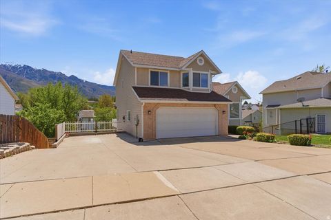 Tiny photo for 2204 E 3225 N, Layton, UT 84040 (MLS # 2154021)