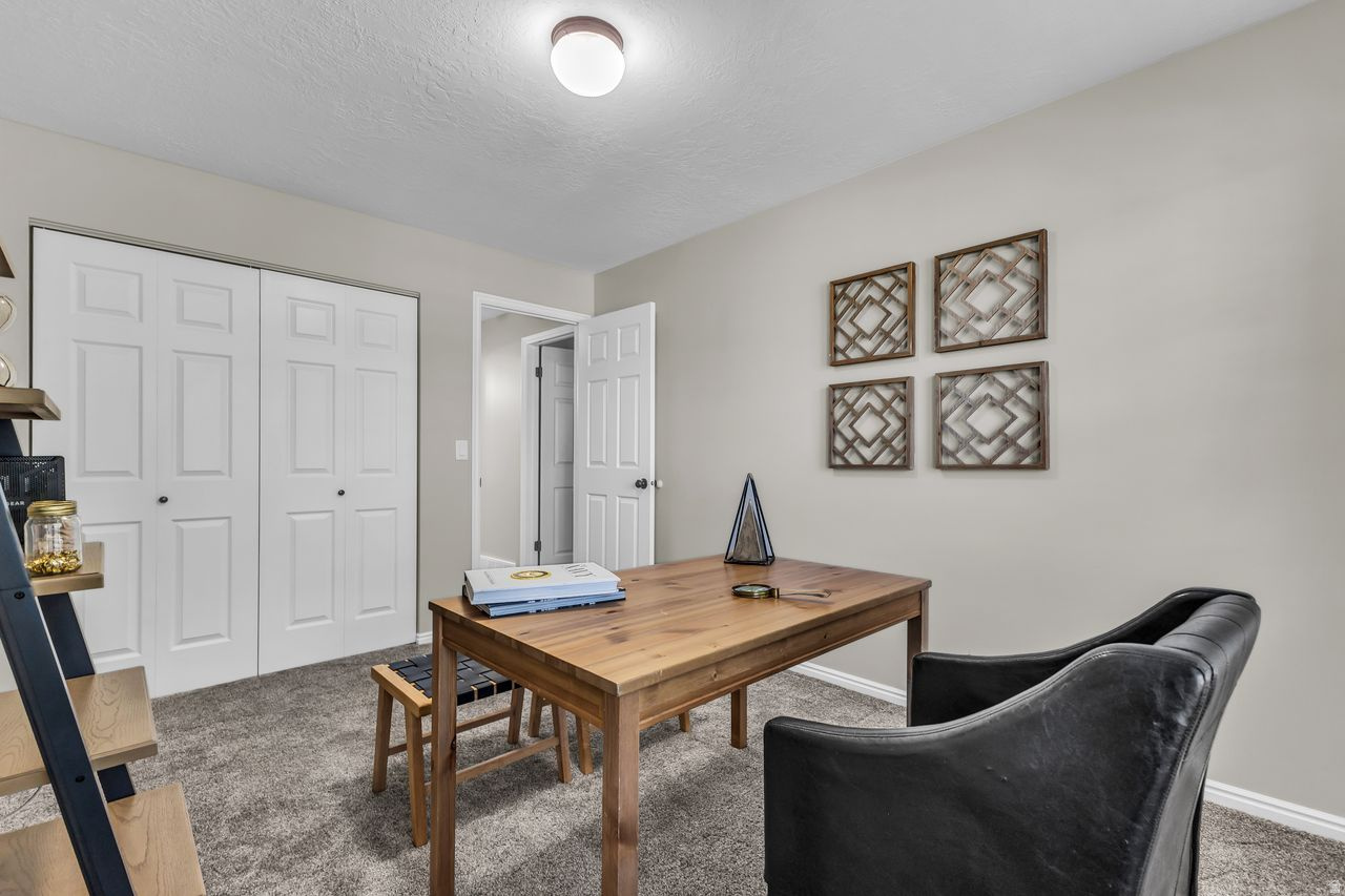 STONEGATE CONDOS - Residential