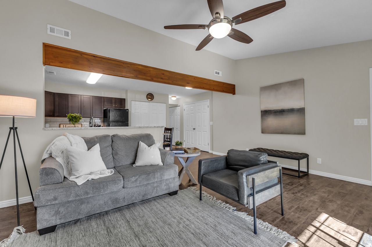 STONEGATE CONDOS - Residential