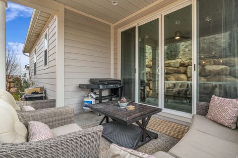 Tiny photo for 2103 N ELDERBERRY DR W, Saratoga Springs, UT 84045 (MLS # 2127888)