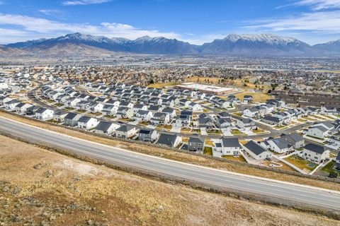 Tiny photo for 2103 N ELDERBERRY DR W, Saratoga Springs, UT 84045 (MLS # 2127888)