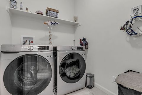 Tiny photo for 2103 N ELDERBERRY DR W, Saratoga Springs, UT 84045 (MLS # 2127888)