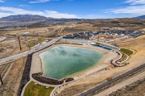 Tiny photo for 2103 N ELDERBERRY DR W, Saratoga Springs, UT 84045 (MLS # 2127888)