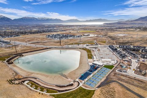 Tiny photo for 2103 N ELDERBERRY DR W, Saratoga Springs, UT 84045 (MLS # 2127888)