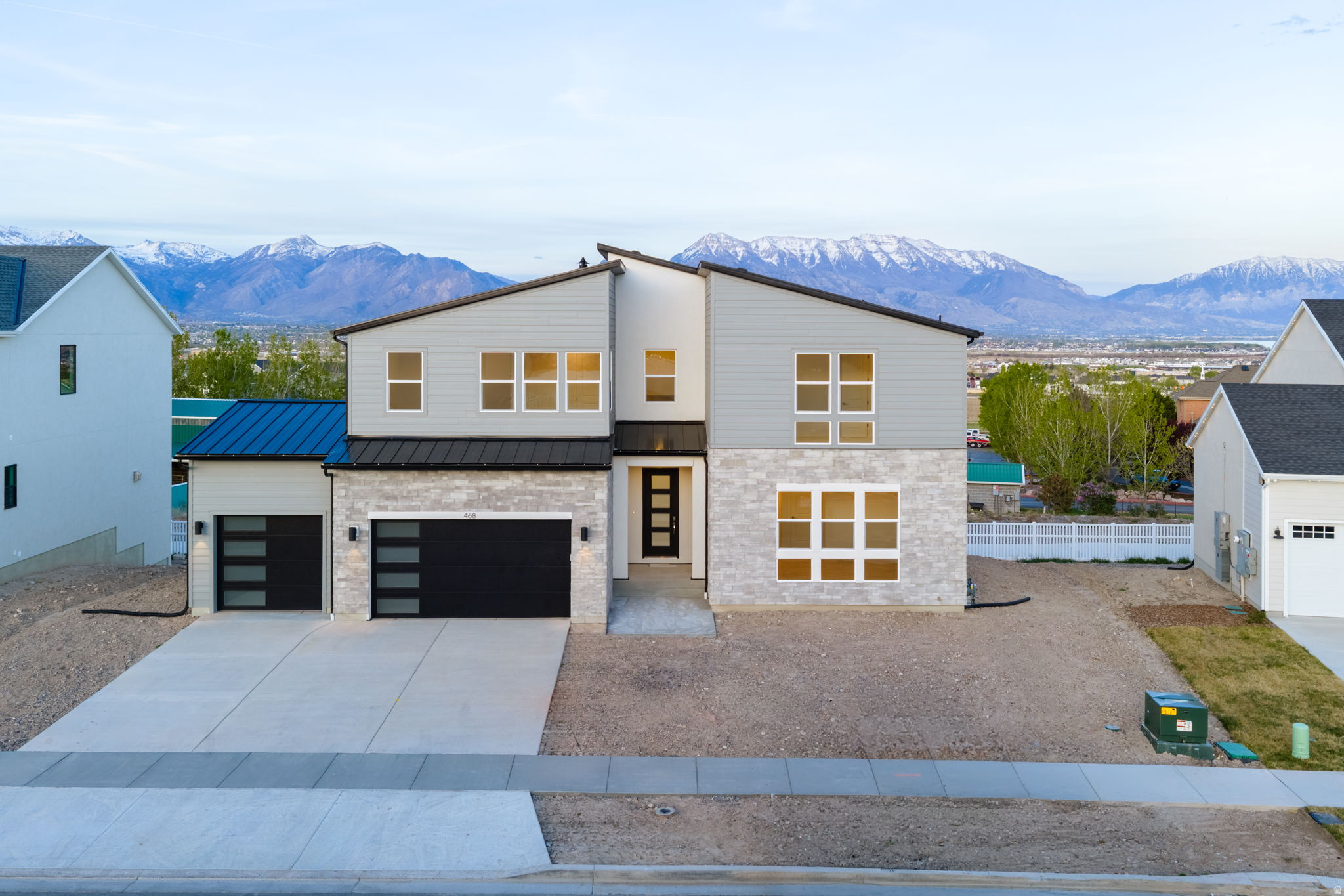 WESTLAKE VISTAS - Residential