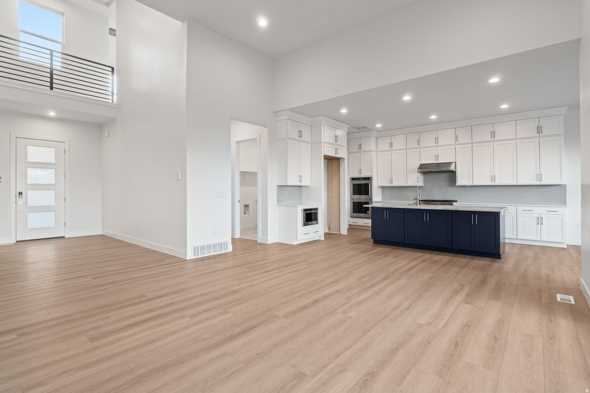 WESTLAKE VISTAS - Residential