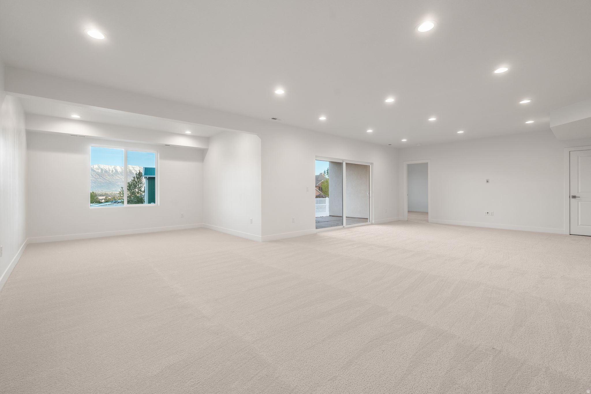 WESTLAKE VISTAS - Residential