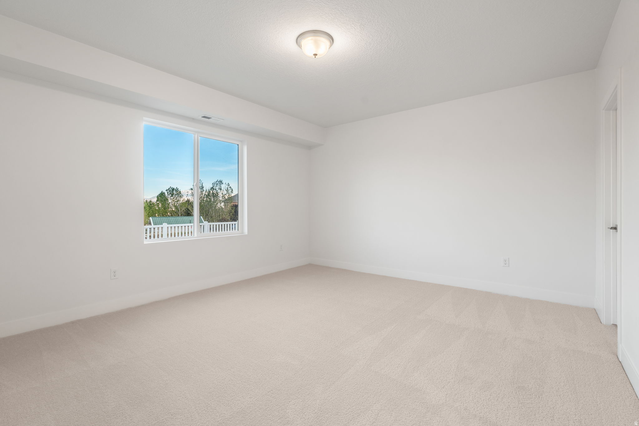 WESTLAKE VISTAS - Residential