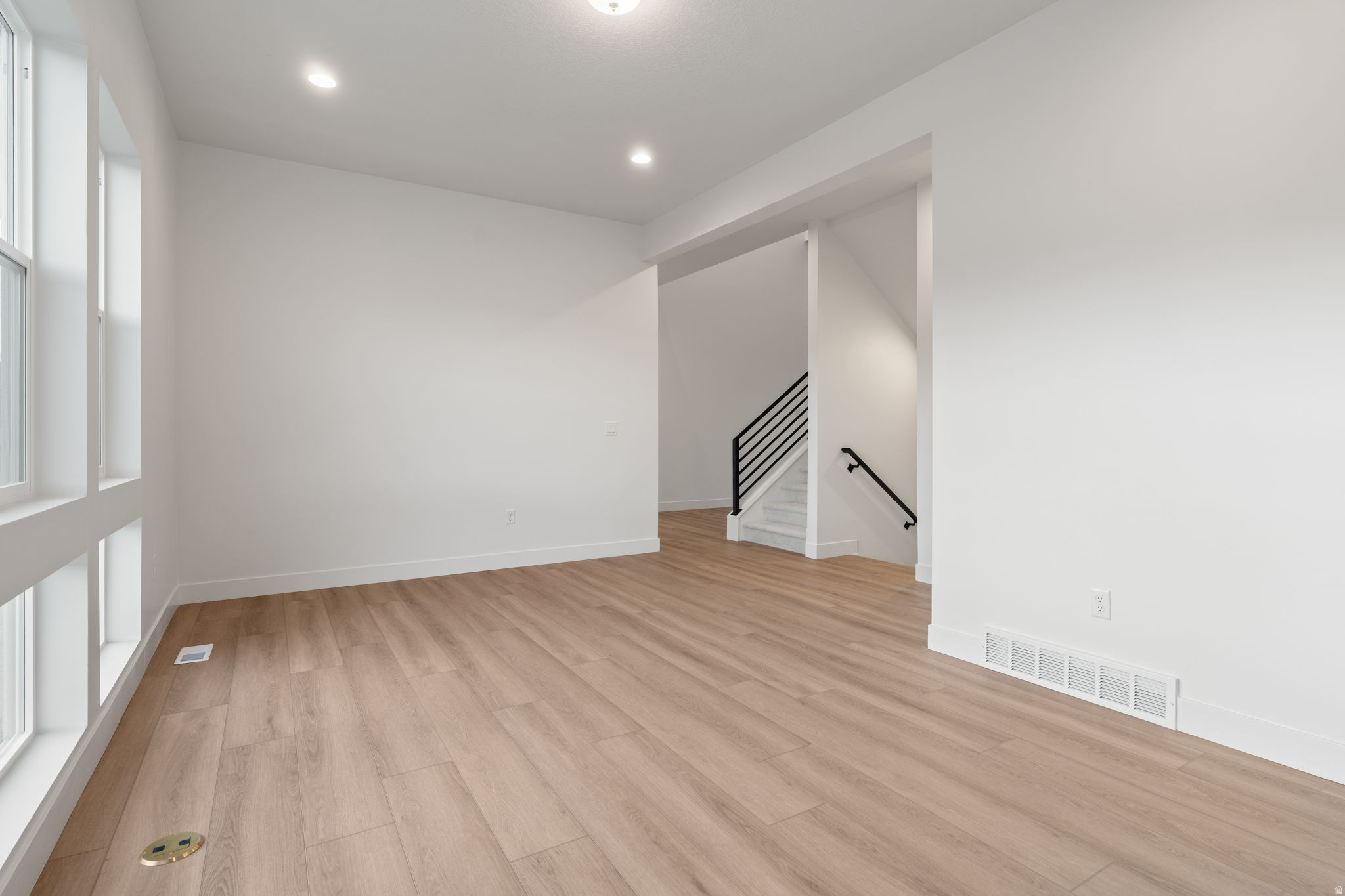 WESTLAKE VISTAS - Residential