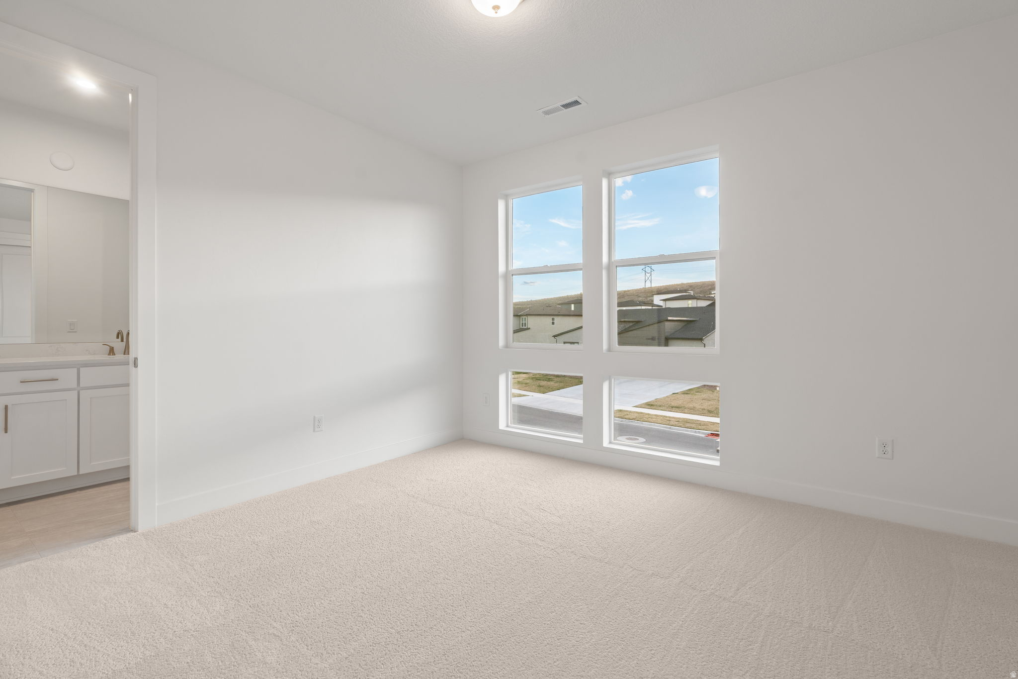 WESTLAKE VISTAS - Residential