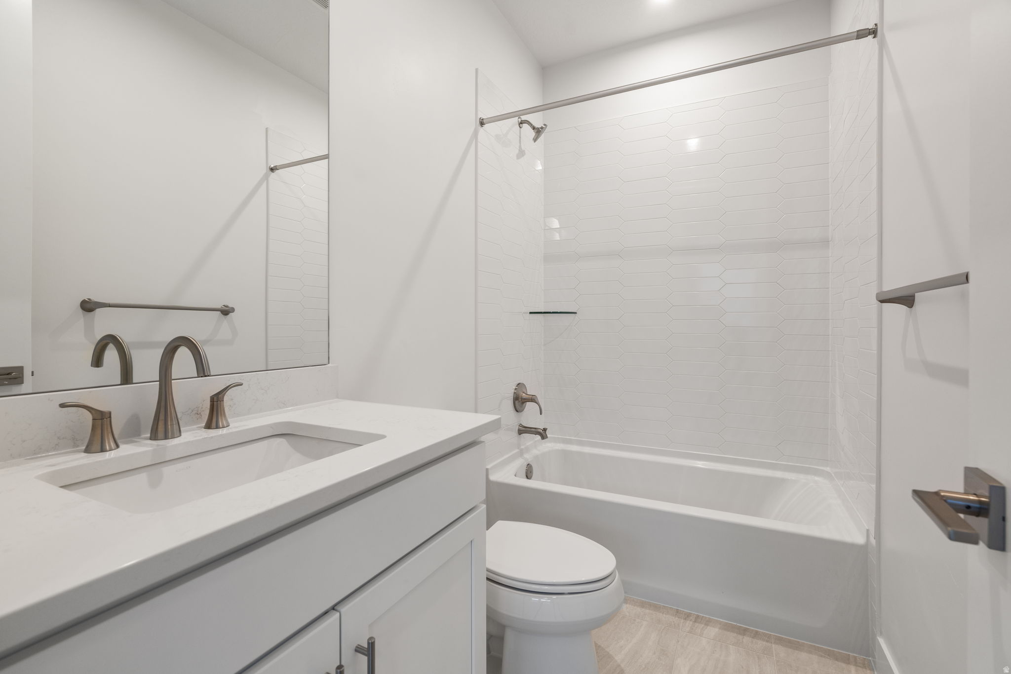 WESTLAKE VISTAS - Residential