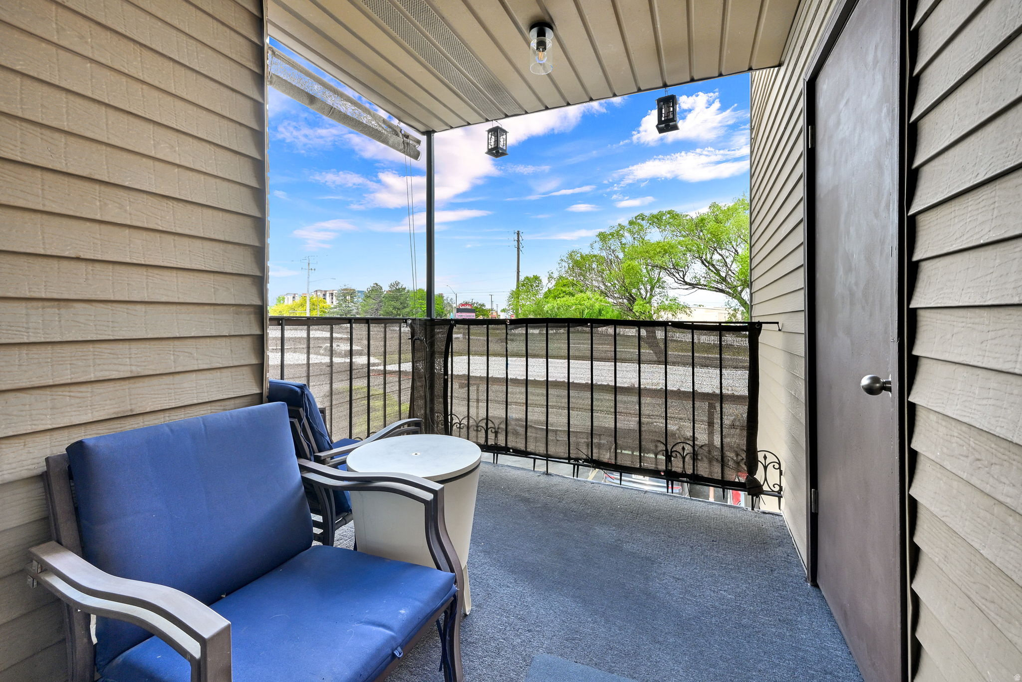 MEADOWS - Residential