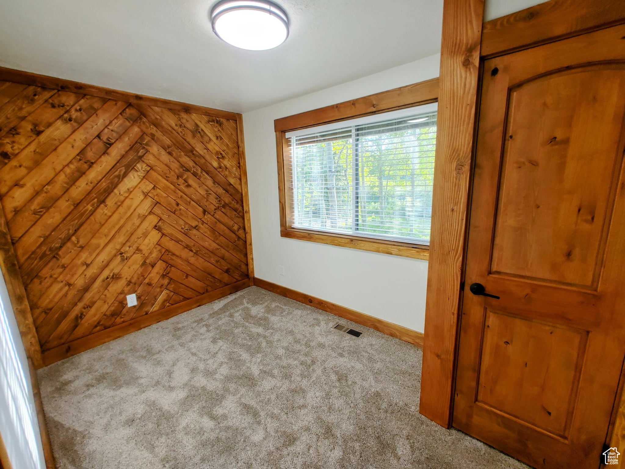 TIMBER LAKES - Residential