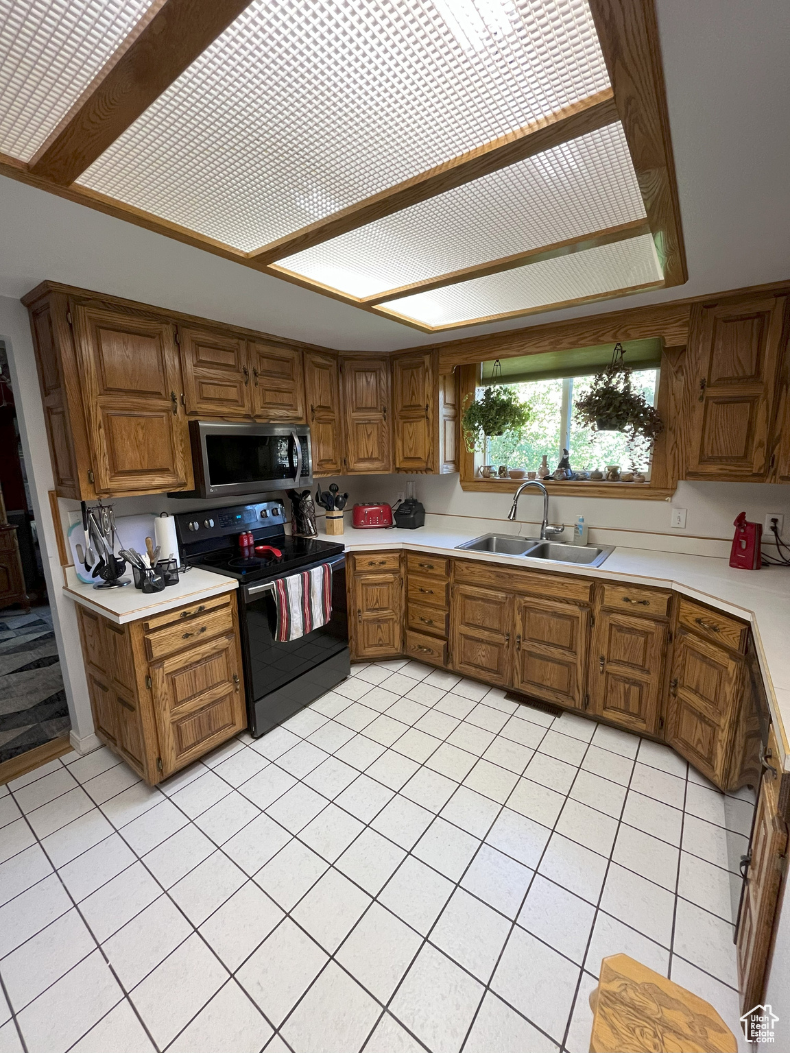 JUNIPER KNOLL SUBD - Residential
