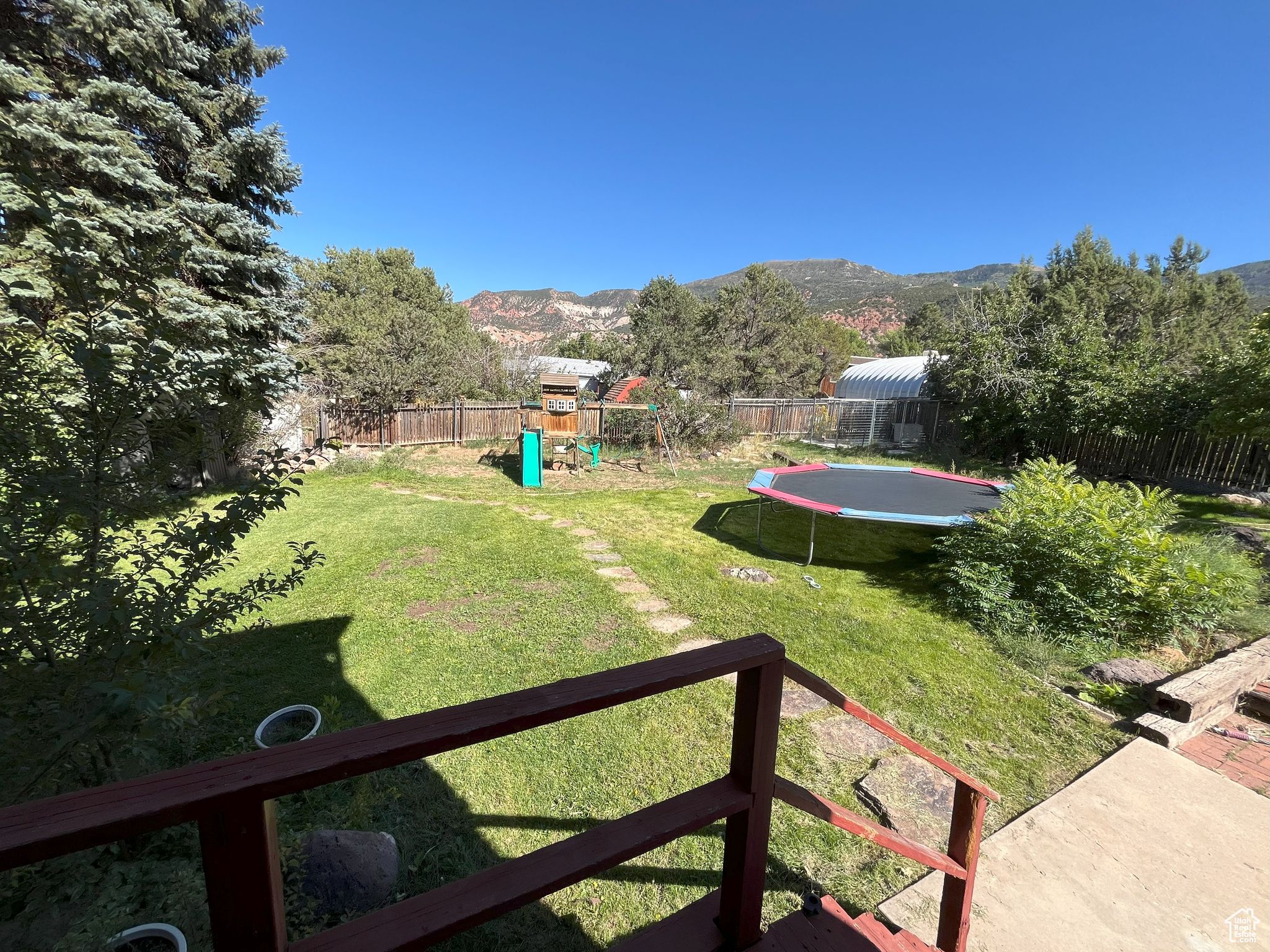 JUNIPER KNOLL SUBD - Residential